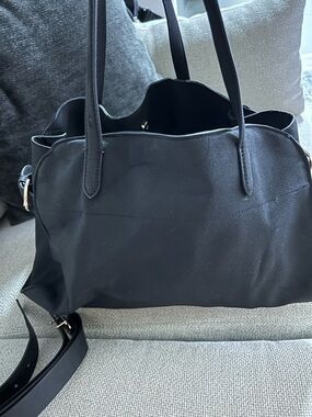 Black Women’s Tote Bag - Classic Everyday Carry